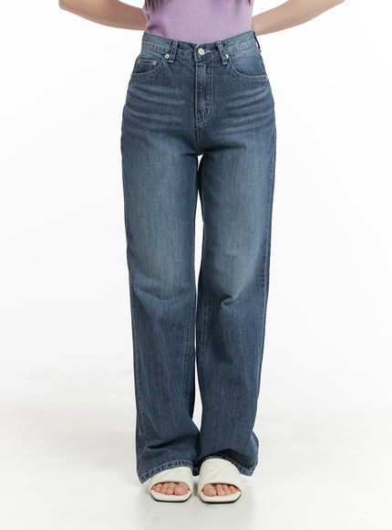 recycled-light-washed-straight-jeans-om425