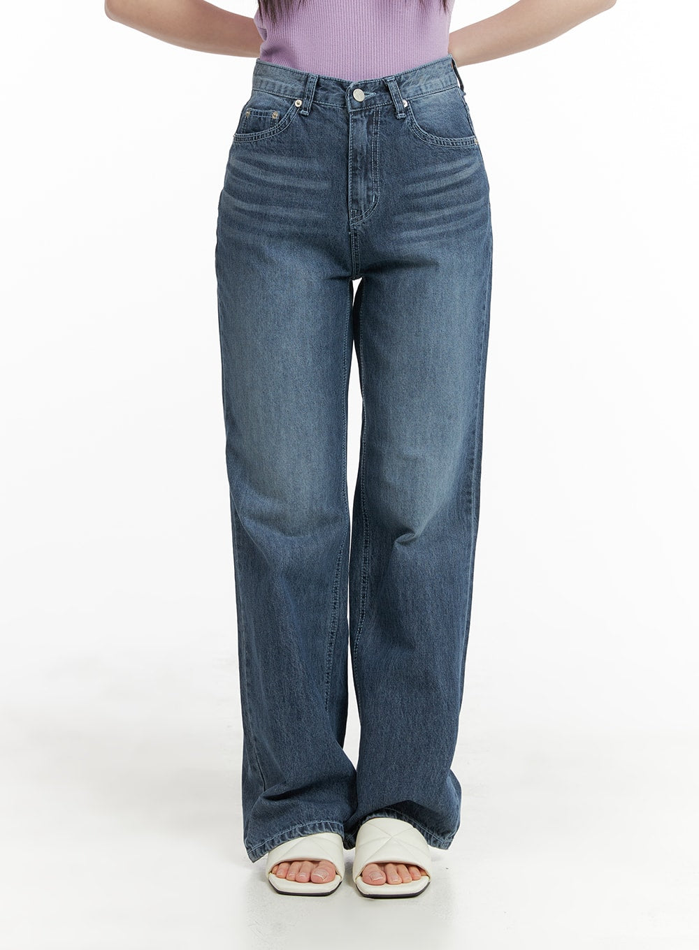 Recycled Light Washed Straight Jeans OM425 in blue, front torso-to-hem shot on model, high-rise straight fit washed cotton denim with five-pocket styling and wide leg opening.
