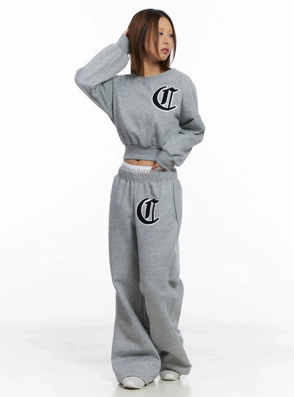 cozy-graphic-thermal-crop-sweatshirt-in528