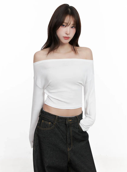 chic-off-shoulder-cropped-tee-in514