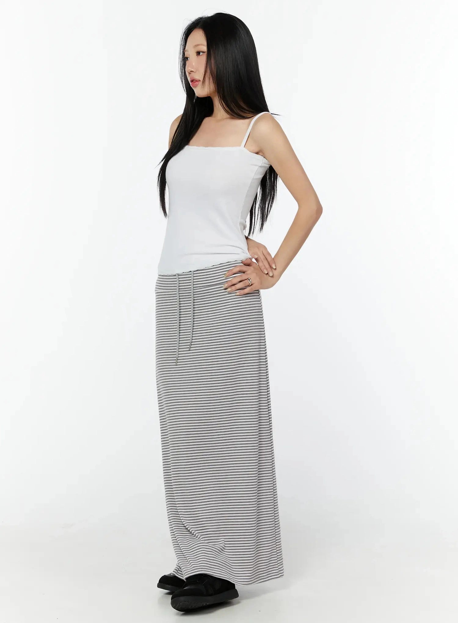 striped-drawstring-maxi-skirt-iu522