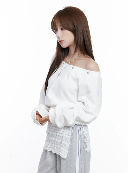 off-shoulder-eyelet-sweatshirt-cg529