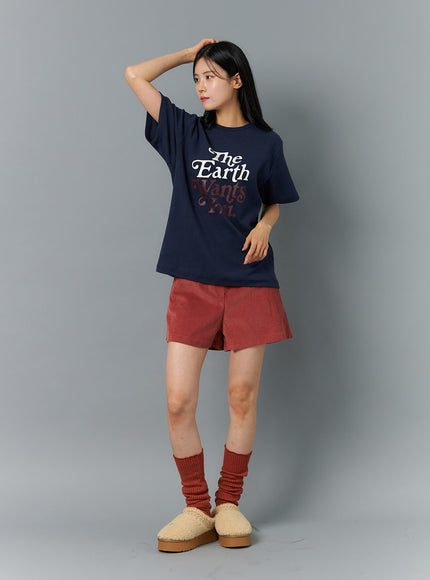 lettering-round-neck-tee-on320