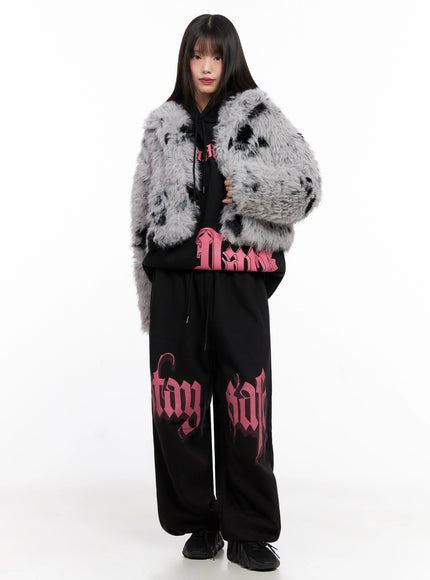 bold-graphic-sweatpants-in503