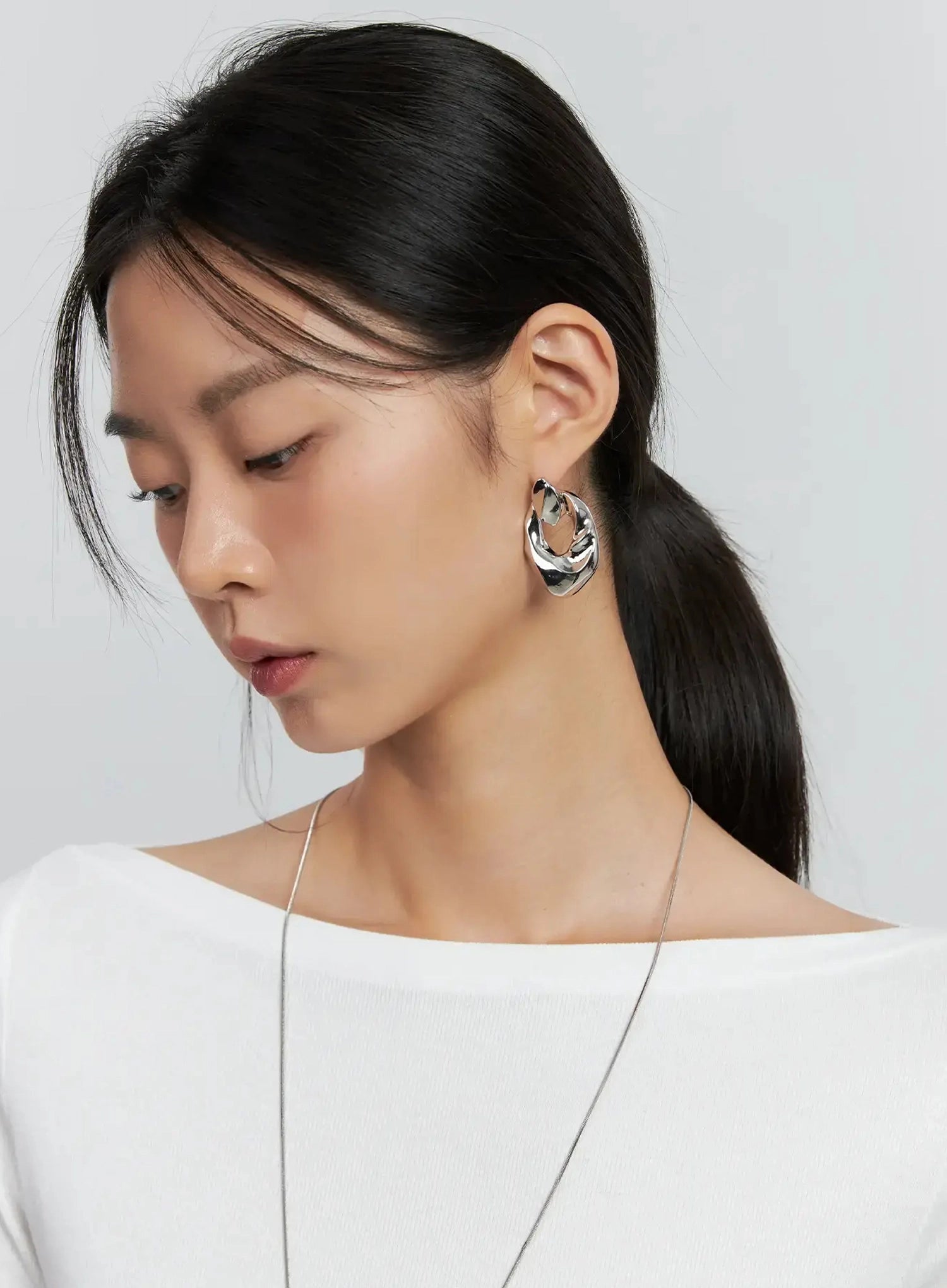 abstract-wave-hoop-earrings-is515