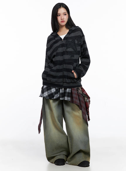 star-patch-striped-zip-up-is525