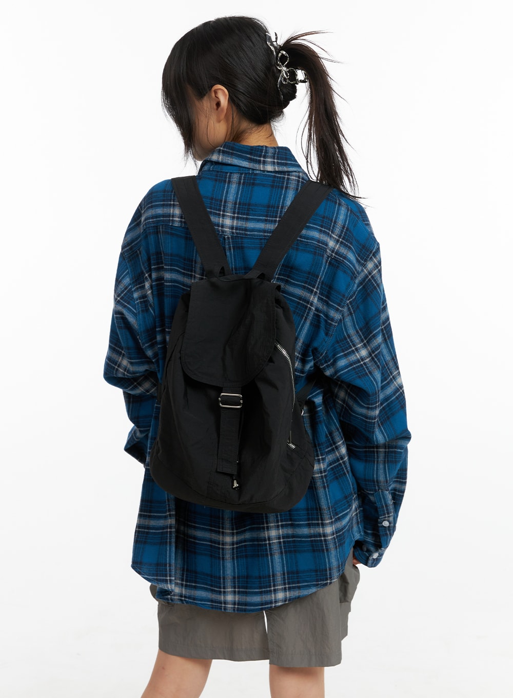 solid-nylon-buckle-backpack-cm413