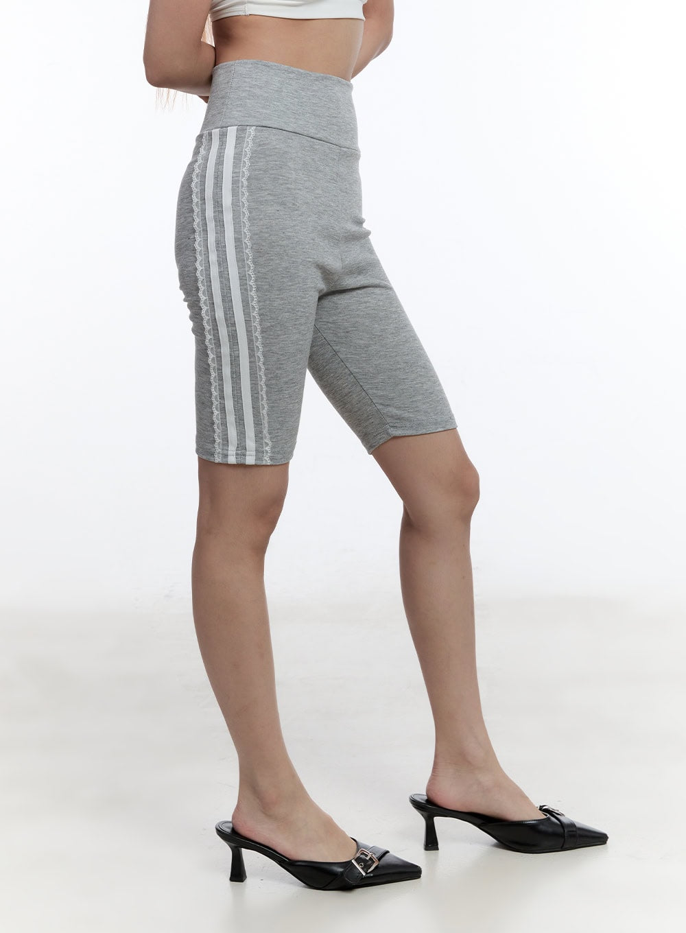 lace-striped-biker-shorts-cu502