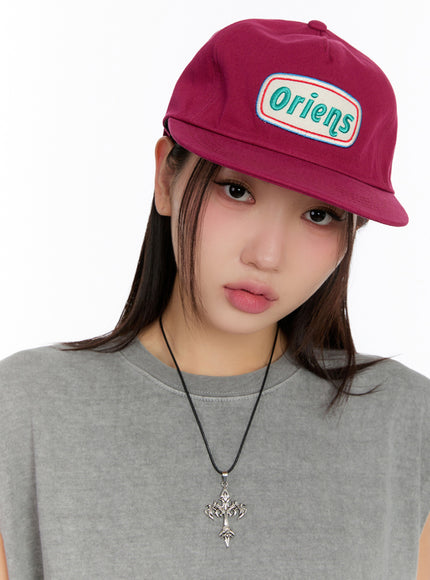 embroidered-graphic-hat-iu509