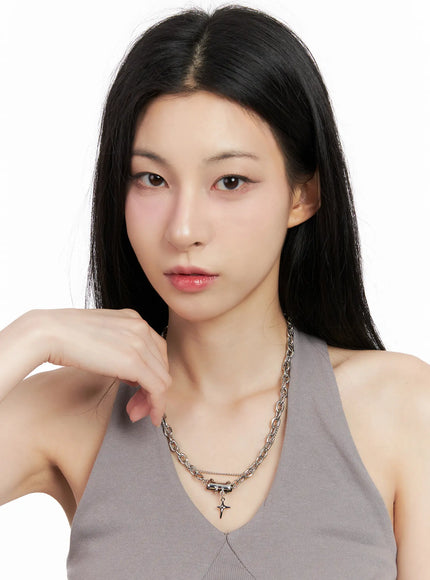 black-crystal-pendant-necklace-cg526