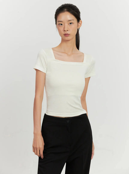 classic-square-neck-top-il528