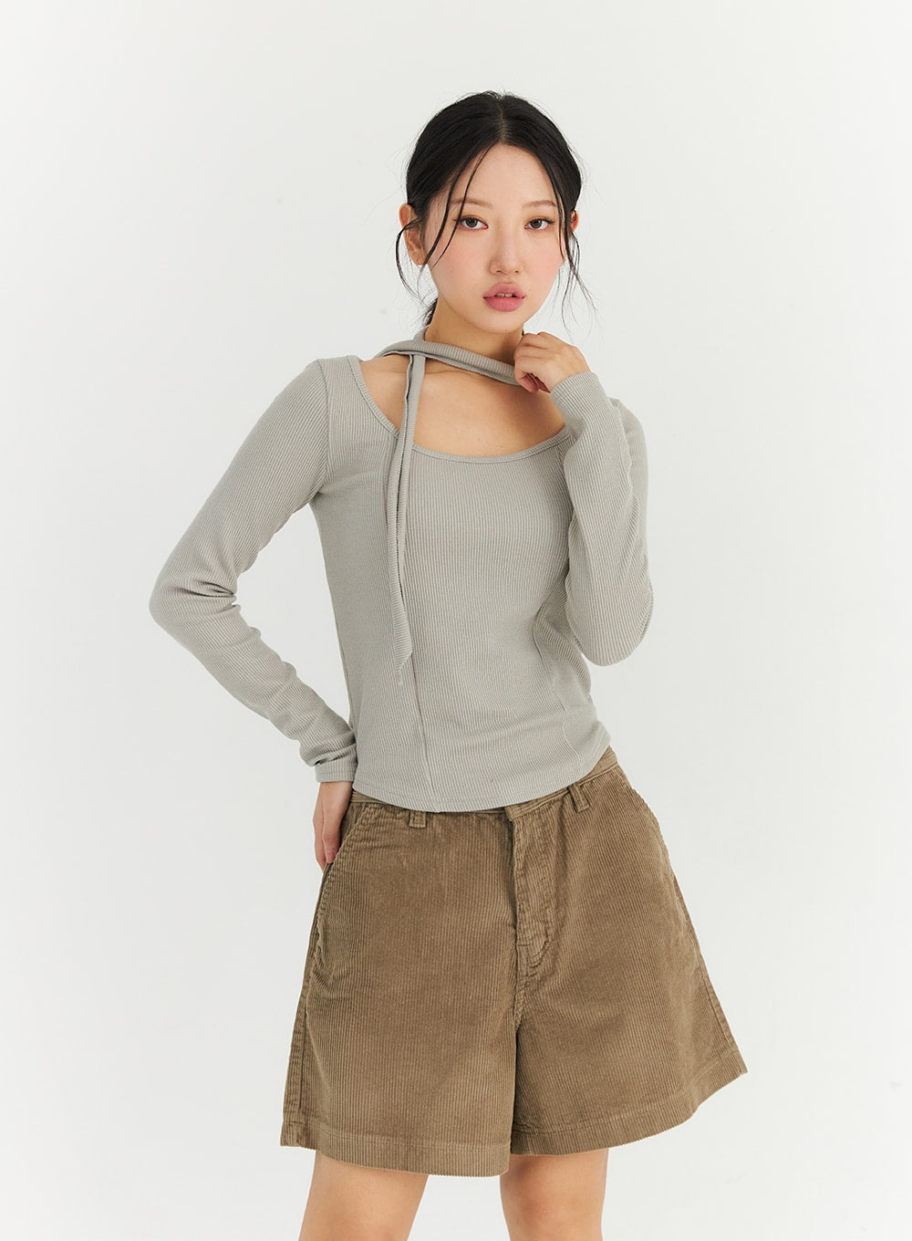 slim-fit-u-neck-long-sleeve-top-with-scarf-cn303