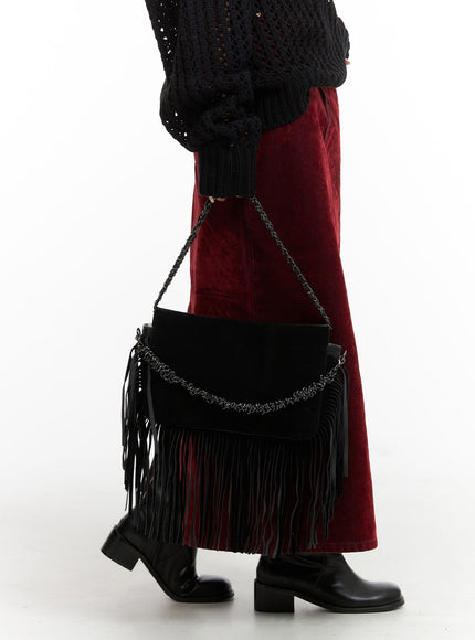 two-way-strap-fringe-suede-shoulder-bag-cj410