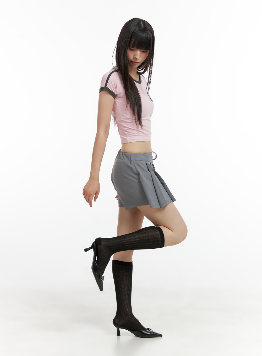 ribbon-strap-pleated-mini-skirt-cl422