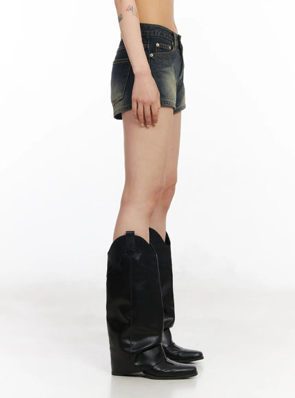 low-rise-dark-vintage-wash-denim-shorts-cm517