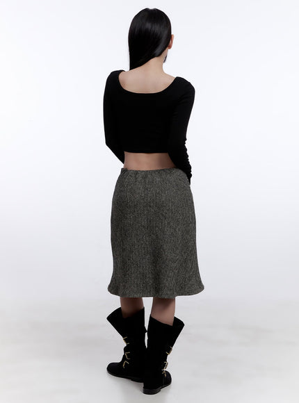 scoop-neck-long-sleeve-crop-top-cj509