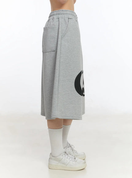 gothic-lettering-oversized-shorts-ca506