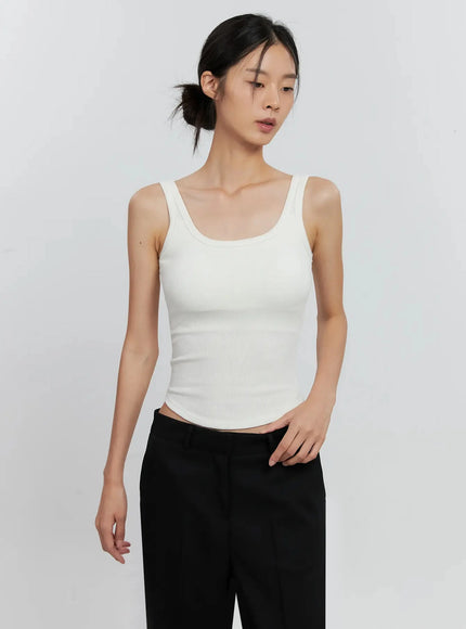 padded-square-neck-top-is516