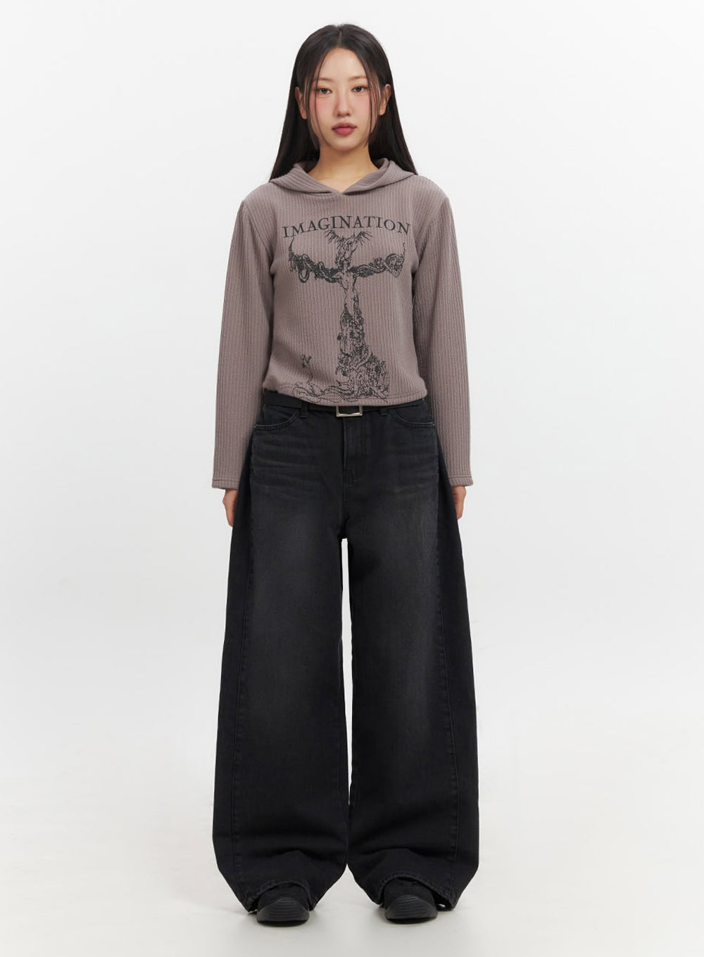 Ashly Wide-Leg Jeans IF511 in washed black, front full-length on model in neutral stance, baggy wide-fit cotton denim with subtle fading, paired with graphic hoodie.