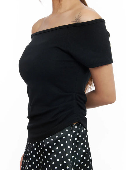 casual-off-shoulder-tee-cm520