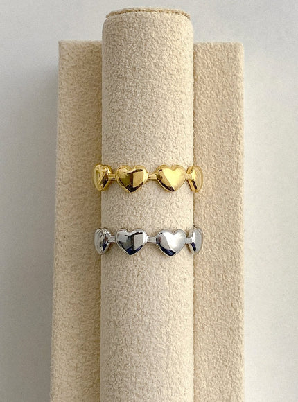 serena-open-heartline-ring-ia524