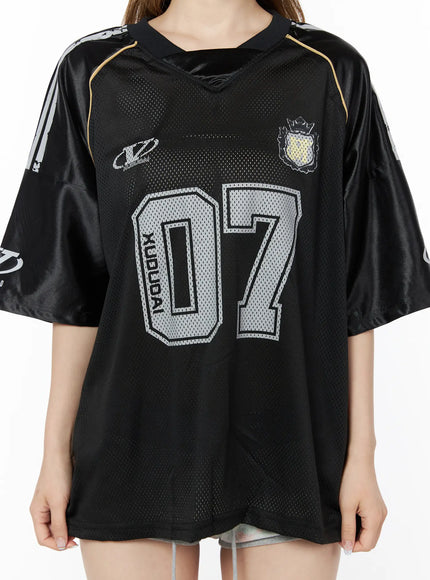 sporty-oversized-v-neck-jersey-tee-cu511