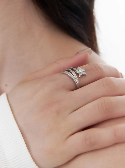 wrapped-star-cubic-ring-cf525