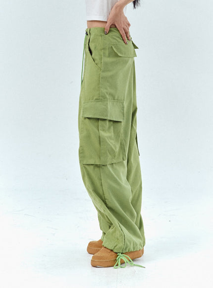 nylon-baggy-cargo-pants-iu330