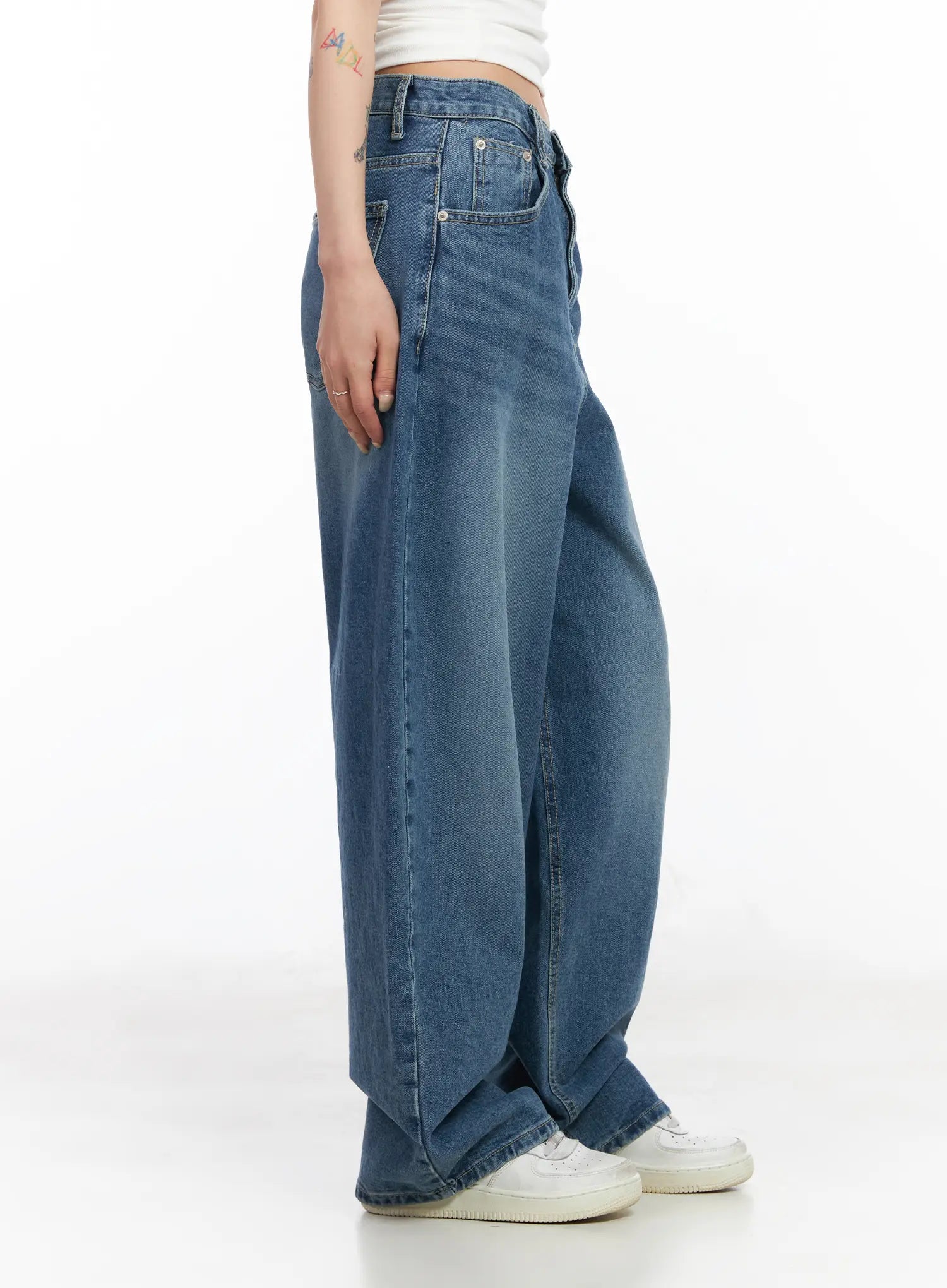 jieu-vintage-washed-wide-leg-jeans-cm516