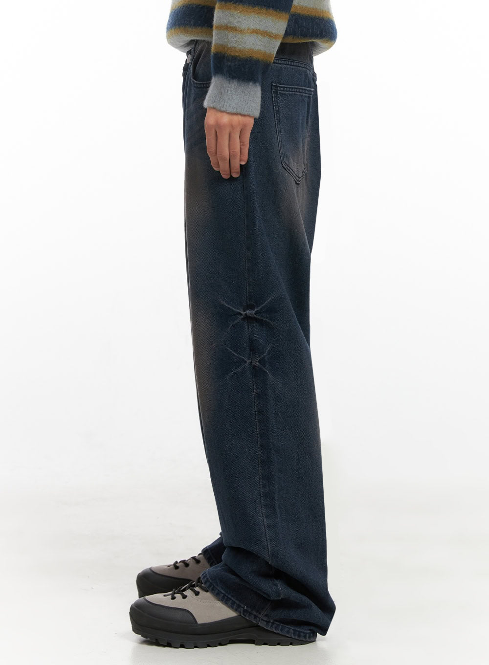 mens-relaxed-fit-jeans-id406