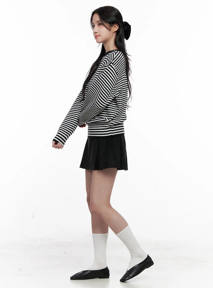 striped-round-neck-knit-sweater-co524