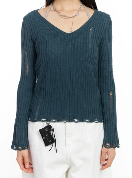 distressed-v-neck-knit-sweater-cf504