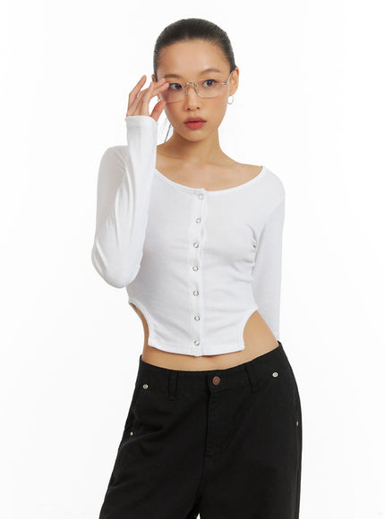 snap-buttoned-crop-top-ia417