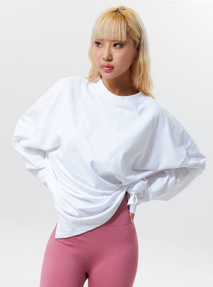 loose-fit-basic-long-sleeve-tee-ig320