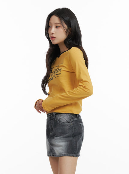 graphic-long-sleeve-crop-top-im405