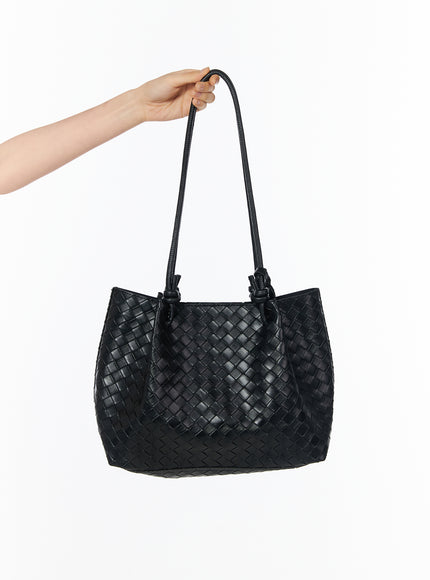 woven-leather-shoulder-bag-and-pouch-set-iu519