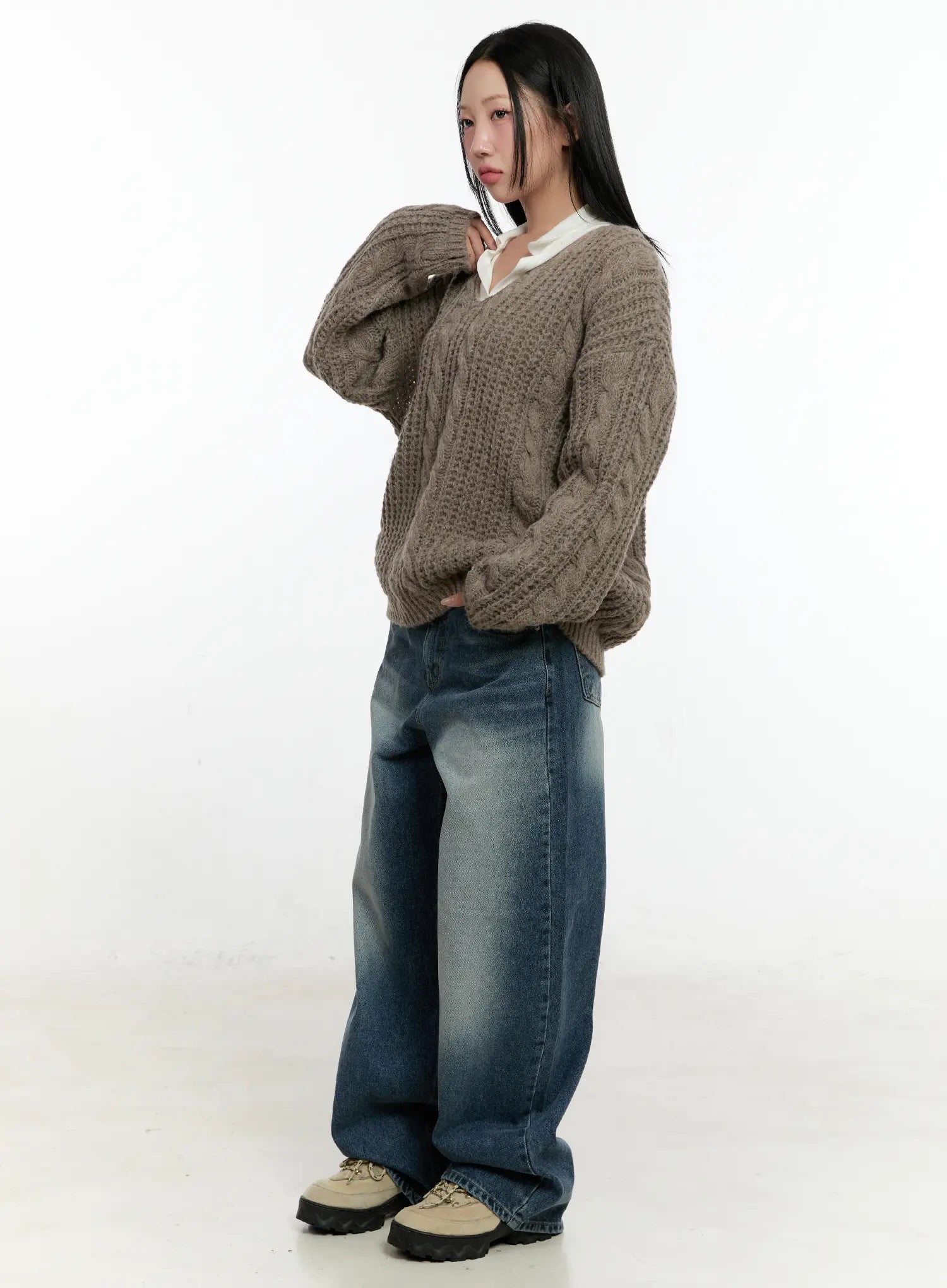 cozy-cable-knit-oversized-v-neck-sweater-cn505