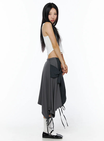 collared-v-neck-sleeveless-top-cu512