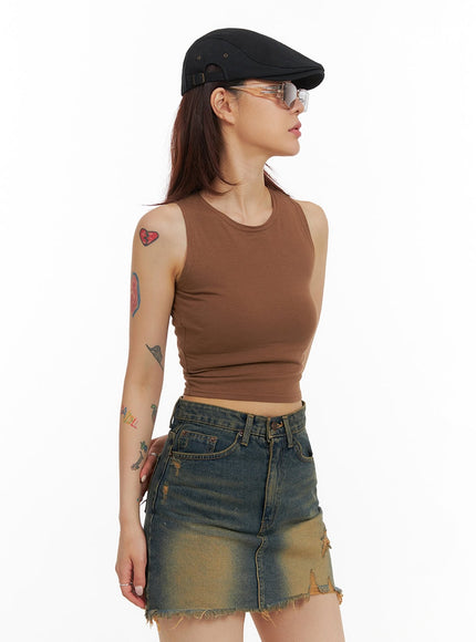 basic-sleeveless-crop-top-iy410