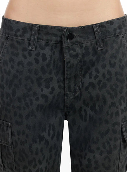 leopard-print-flare-pants-ia508