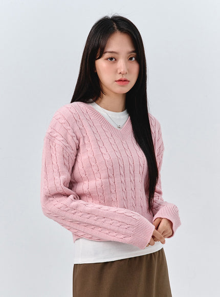 cable-knit-v-neck-sweater-oo316