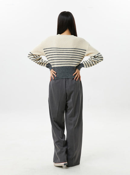 stripe-buttoned-sweater-os306