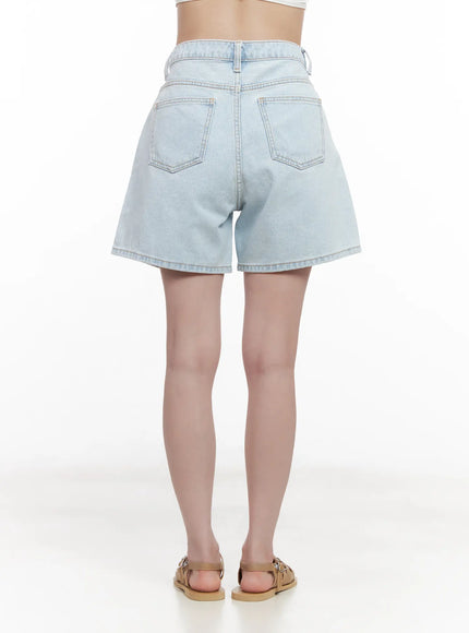 casual-light-wash-denim-shorts-cl516