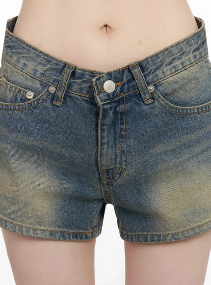 low-rise-denim-shorts-iy511