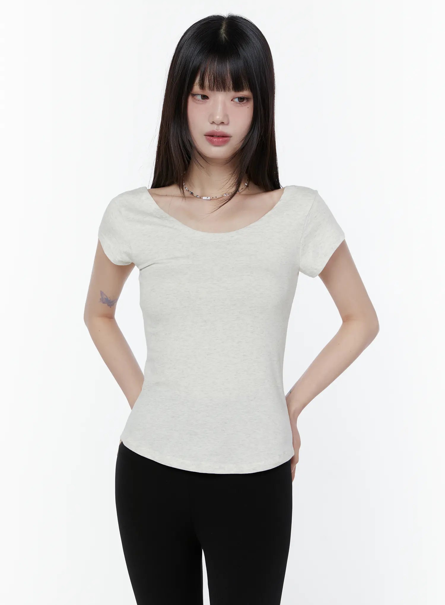 basic-scoop-neck-short-sleeve-tee-cu508