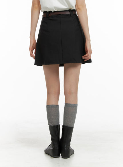 solid-pleated-mini-skirt-with-belt-strap-om419