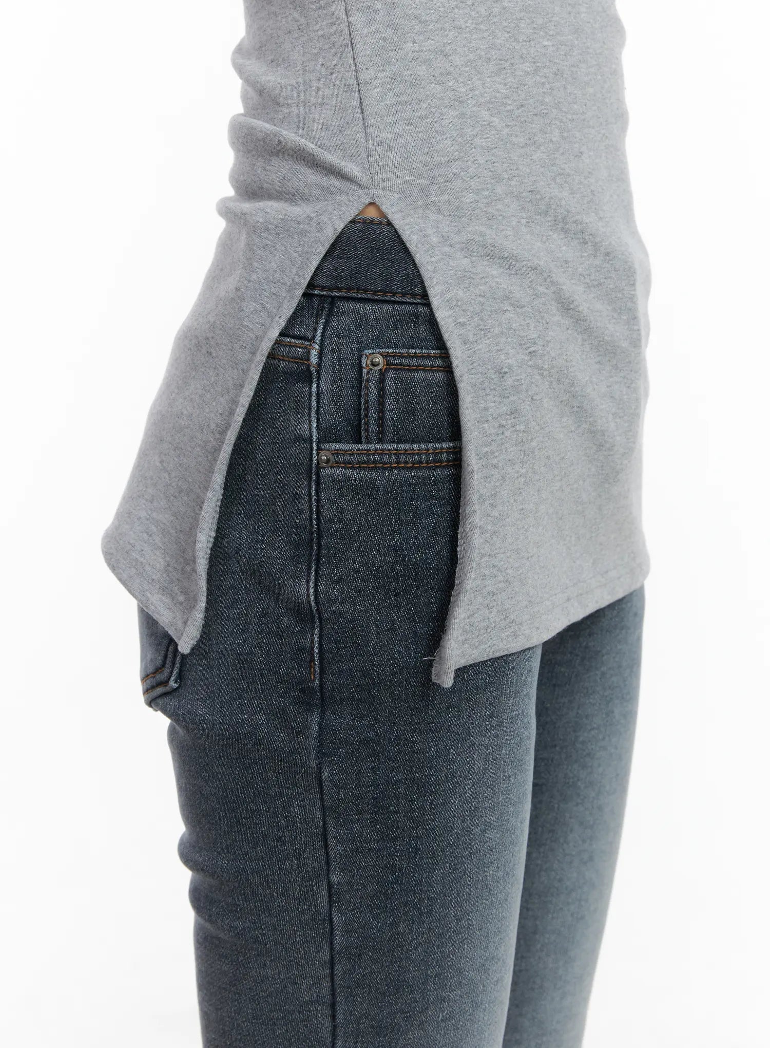 off-shoulder-slit-long-sleeve-top-cd509