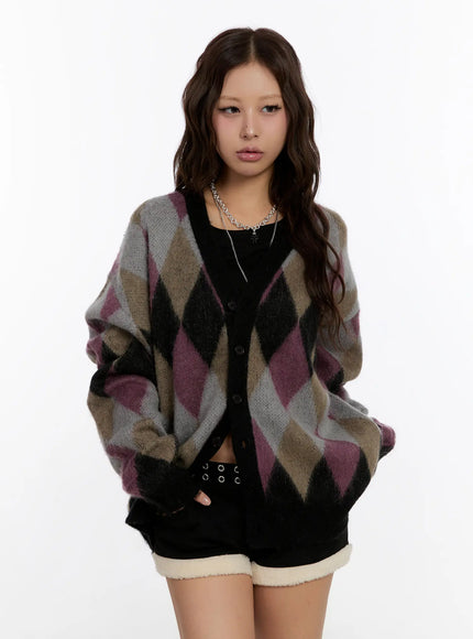 oversized-multi-color-argyle-knit-cardigan-cn527