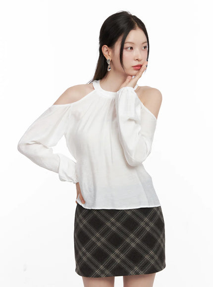 shirred-halter-neck-blouse-cn504