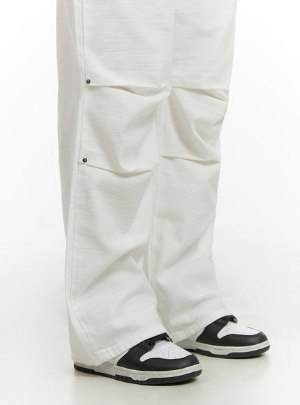 pintuck-straight-leg-pants-iy410